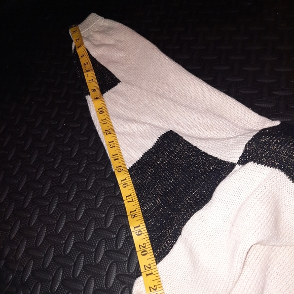 Vintage Bonnie Boerer & Company padded shoulder festive(ish) sweater - Picture 12 of 12